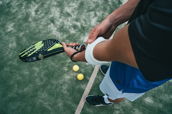 Comparatif prix : quelles raquettes de padel choisir ?